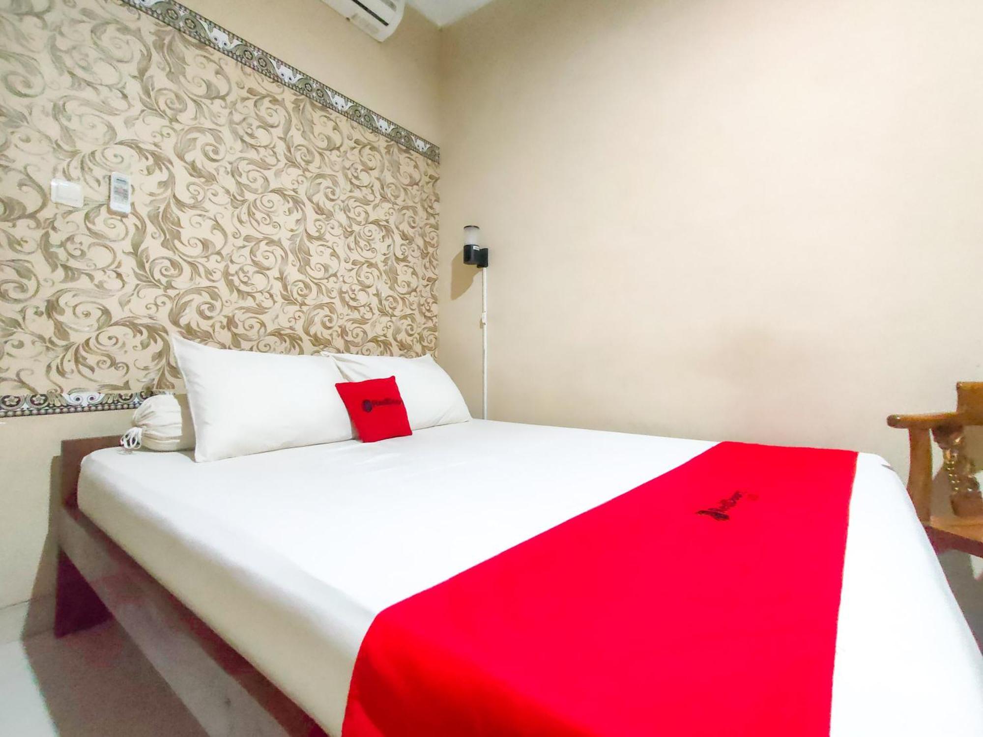 Reddoorz Syariah At Graha Adi Karya Kartasura Hotel Kartosuro Exterior photo