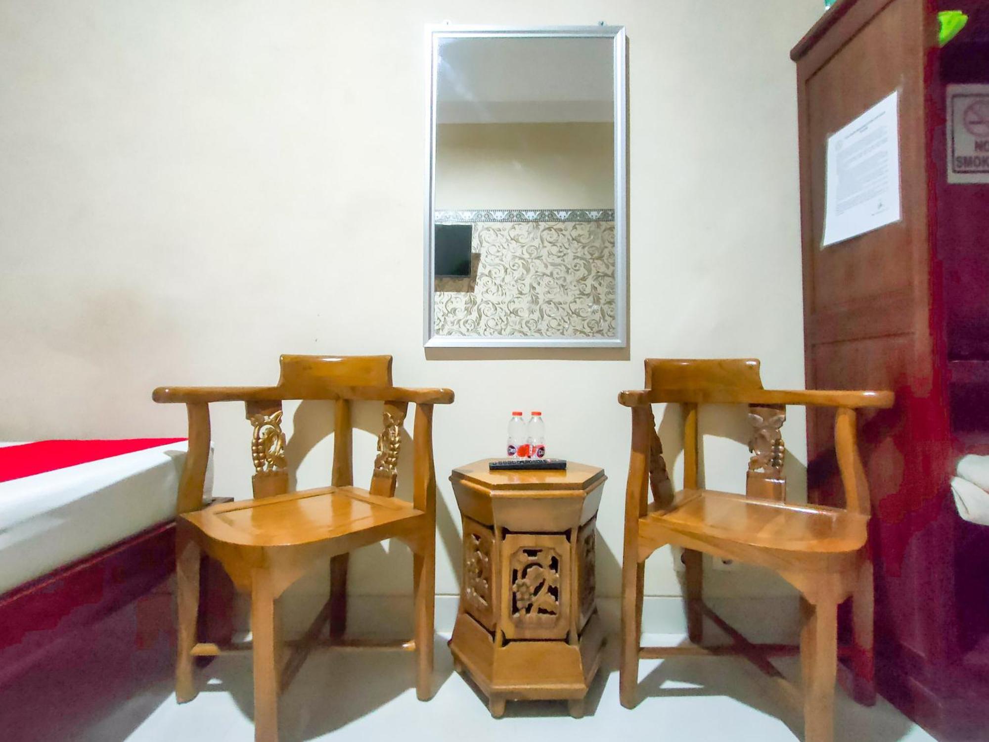 Reddoorz Syariah At Graha Adi Karya Kartasura Hotel Kartosuro Exterior photo
